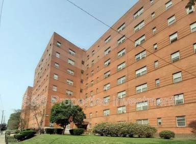 Main picture of Bellevue Towers