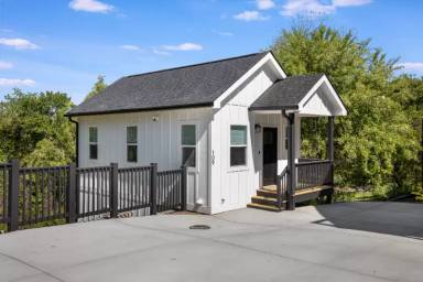 Main picture of 109 Remi Ln