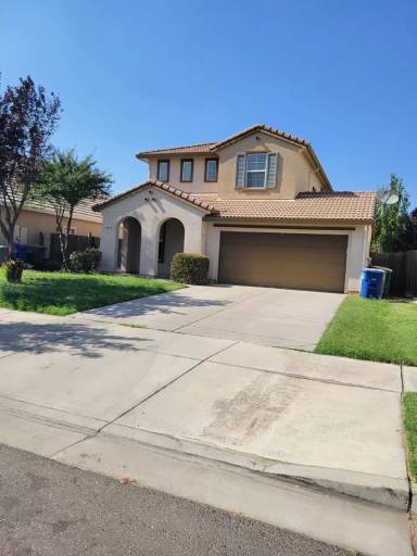 Main picture of 587 Beckman Way