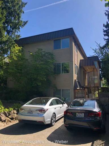 Main picture of 1006 15th Ave E