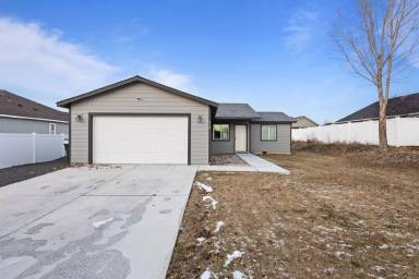 Main picture of 413 S Trillium Way