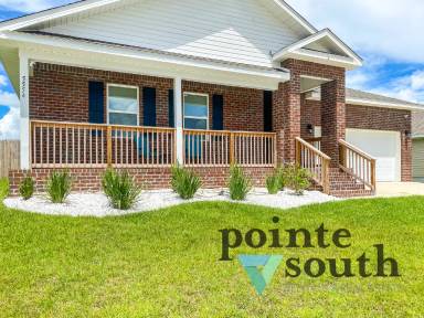 Main picture of 5554 Guinevere Ln