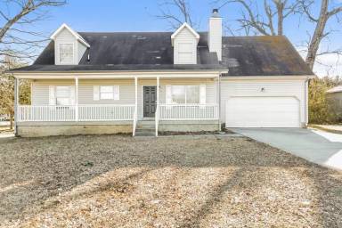 Main picture of 401 Shadylake Dr