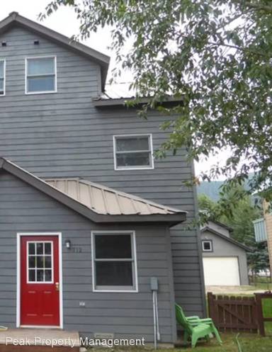 Main picture of 712 Maroon Ave