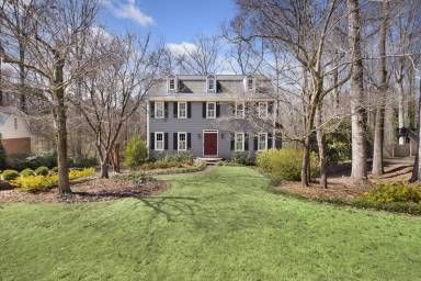 Main picture of 1361 Churchill Way