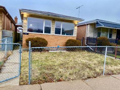 Main picture of 332 W 100th St