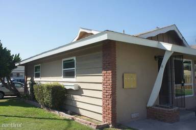 Main picture of 219 W Guinida Ln