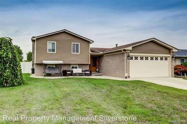 Main picture of 38005 Steede Dr