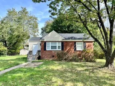 Main picture of 4601 Eastover Ave