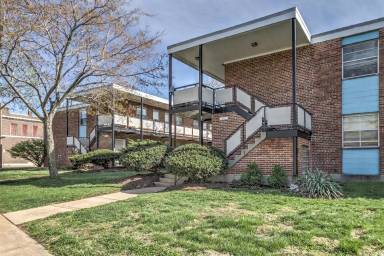 Main picture of 3100 Arsenal St