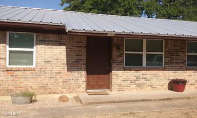 Main picture of 705 N Avenue A