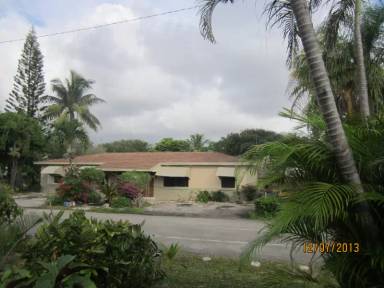 Main picture of 203 SE 8th St