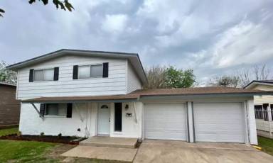 Main picture of 4117 Field St
