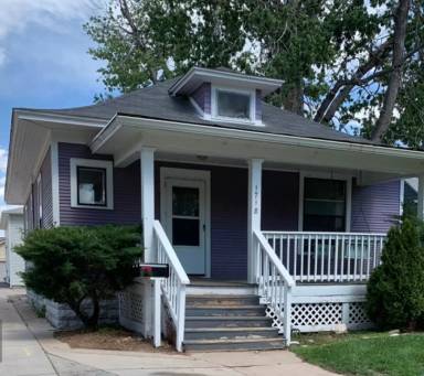 Main picture of 1716 7th Ave
