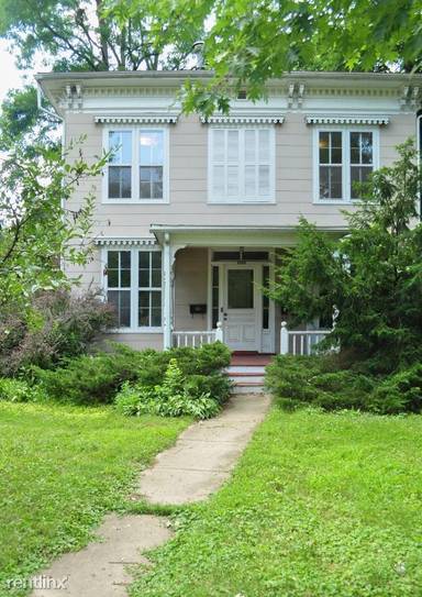 Main picture of 1103 W Huron St