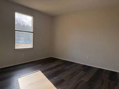 Main picture of 124 Dakota Dr