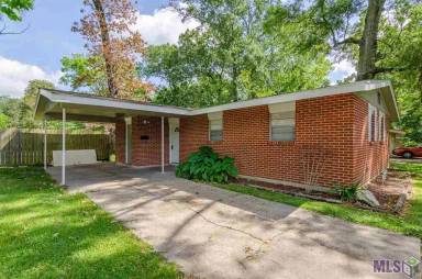 Main picture of 11235 Red Oak Dr
