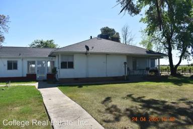 Main picture of 20666 N Highway 99