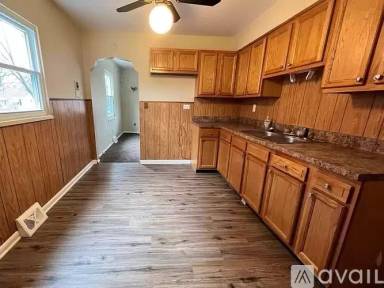 Main picture of 145 Eldred Ave