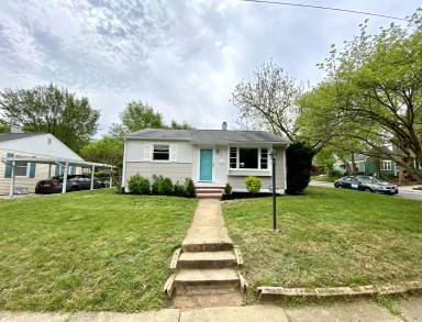 Main picture of 925 Windsor Ave