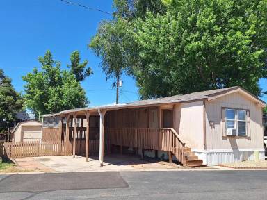 Main picture of Shangri-La Mobile Home Park