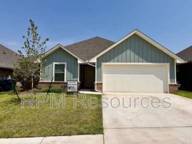 Main picture of 8401 NW 162nd St