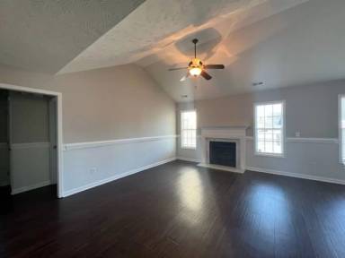 Main picture of 5016 Windflower Dr