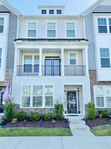 Main picture of 1420 Independence Blvd