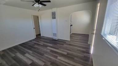 Main picture of 823 Sullivan Ln