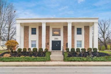 Main picture of 2085 W Broad St