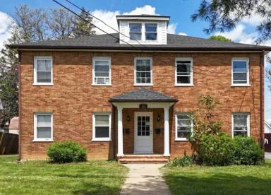 Main picture of 1325 W Main St