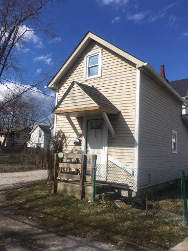 Main picture of 743 Reinhard Ave