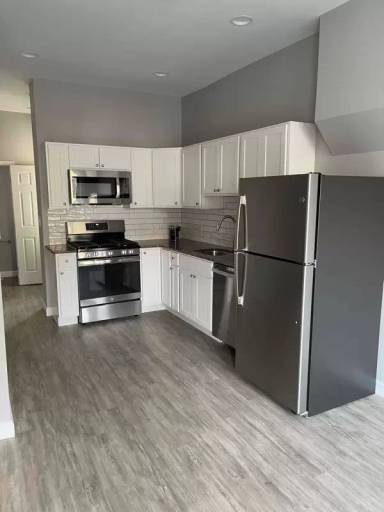 Main picture of 218 W King St