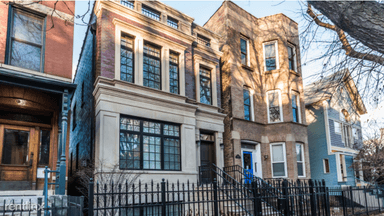 Main picture of 1020 W Oakdale Ave