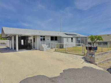 Main picture of 376 Ano St