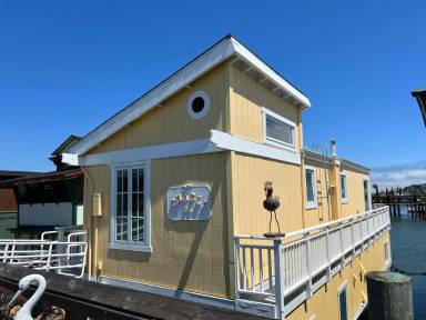Main picture of 34 Liberty Dock