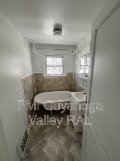 Main picture of 510 Hammel St