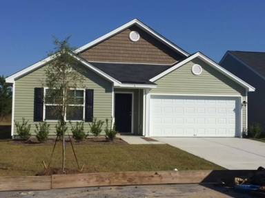 Main picture of 8 Miriam Jordan Rd