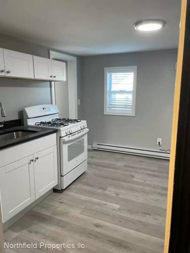 Main picture of 26 Vine St