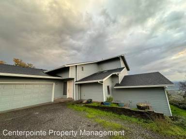 Main picture of 2461 Moorea Dr