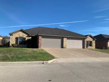 Main picture of 501-602 Fieldstone Dr