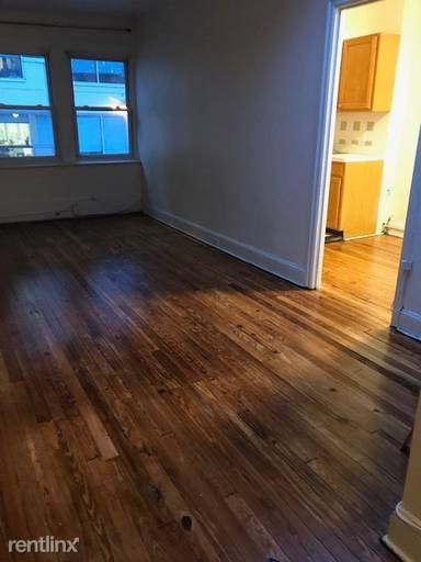 Main picture of 2313 Walnut St
