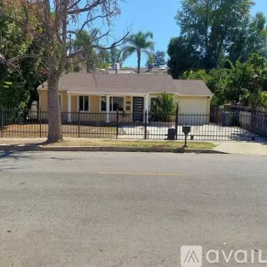 Main picture of 18224 Valley Vista Blvd