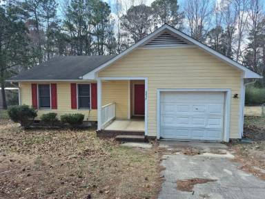 Main picture of 6439 Green Meadow Rd