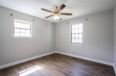 Main picture of 5902 Fort Sumter Dr