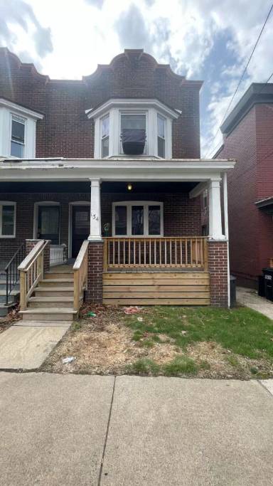 Main picture of 134 S Spring Ave