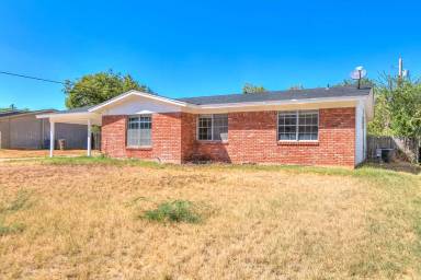 Main picture of 3318 Sac Ave