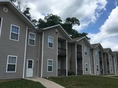 Main picture of 100-411  Patriot Commons Way