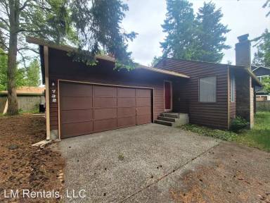 Main picture of 732 N 182nd St