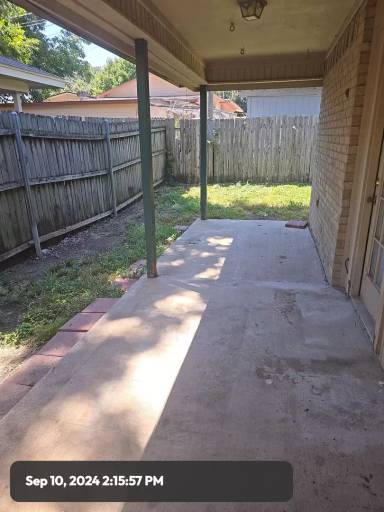 Main picture of 832 Lost Forest Dr